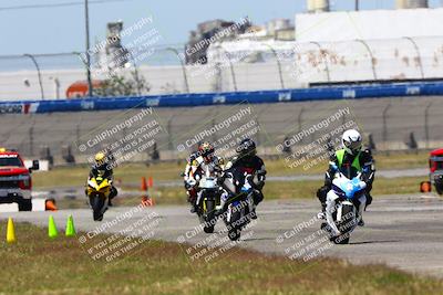 media/Apr-23-2022-Fastrack Riders (Sat) [[cb2d6ae73d]]/LEVEL 1/1145AM TURN 3 AND 4/